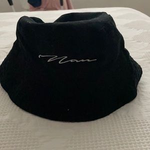 boohoo man bucket hat
